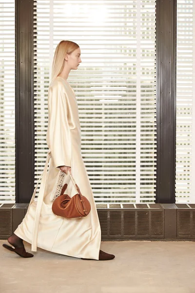 Look 14
